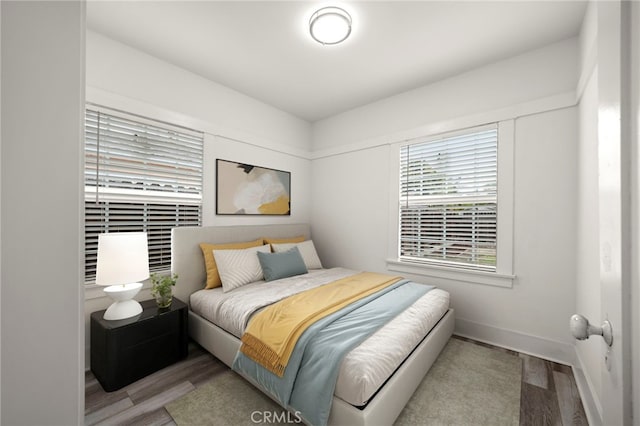 29 W Zane St, Long Beach, CA 90805 - bedroom with wood finished floors and baseboards