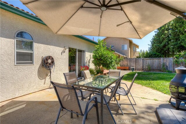 1918 Potter Rd, Chico, CA 95928 - view of patio / terrace featuring outdoor dining space