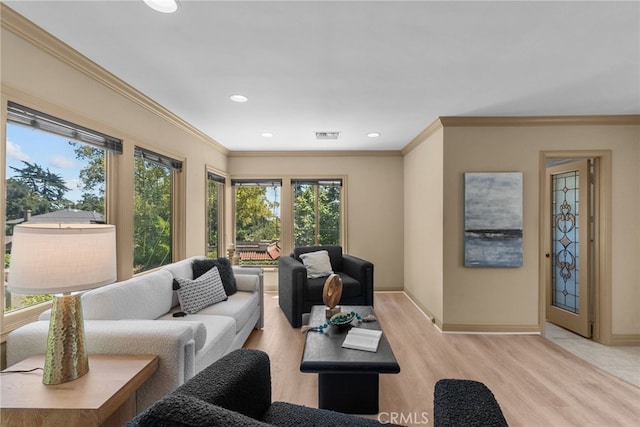 1156 E Howard St, Pasadena, CA 91104 - living area featuring crown molding, light wood-style flooring, baseboards, and recessed lighting