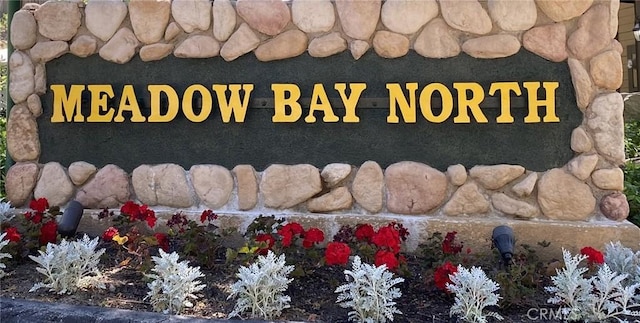27657 Peninsula Dr, Lake Arrowhead, CA 92352 - view of community / neighborhood sign