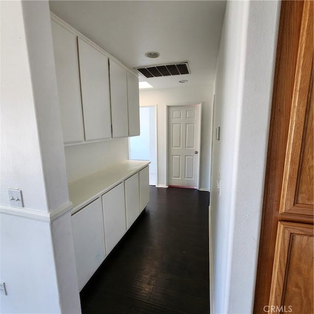 4542 Kalpesh Ct, Hemet, CA 92544 - hall featuring dark wood-type flooring