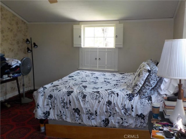 2698 Fremontia Dr, San Bernardino, CA 92404 - bedroom with ornamental molding