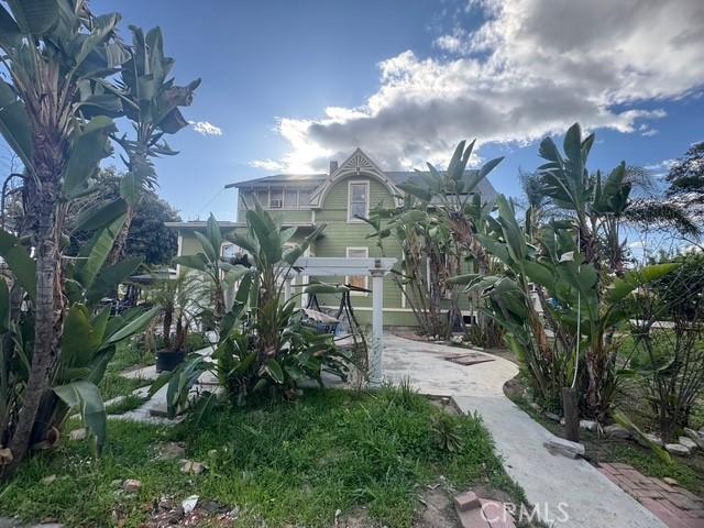 850 E Columbia Ave, Pomona, CA 91767 - view of surrounding community