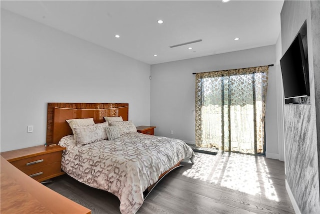9218 Encino Ave, Northridge, CA 91325 - bedroom featuring wood finished floors, recessed lighting, baseboards, and access to outside