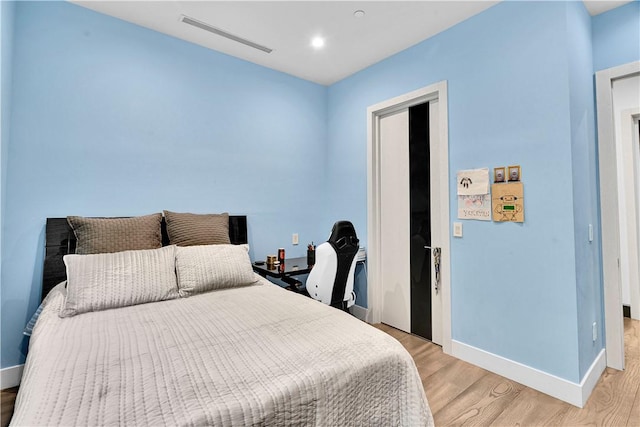 9218 Encino Ave, Northridge, CA 91325 - bedroom featuring light wood finished floors, baseboards, and recessed lighting