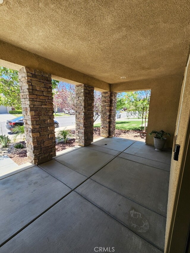 4166 Isabella Cir, Lake Elsinore, CA 92530 - photo 3