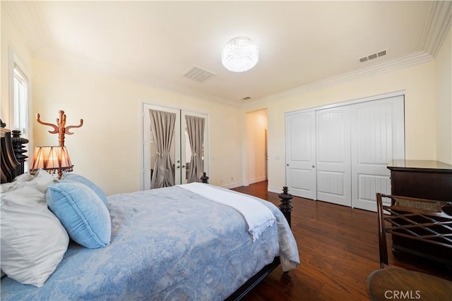 6829 Birmingham Dr, Chino, CA 91710 - bedroom featuring dark wood-type flooring, crown molding, and a closet