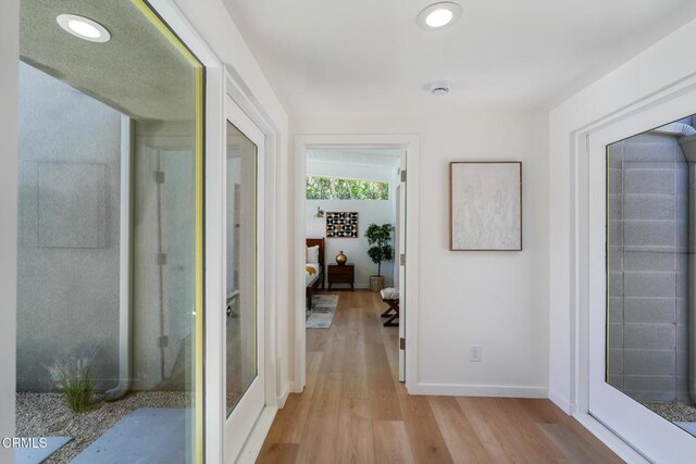 2839 N Davis Way, Palm Springs, CA 92262 - hallway with light wood-style flooring and recessed lighting