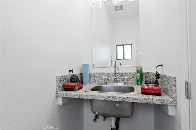 1995 E Valley Forge Ave, Tulare, CA 93274 - bathroom with a sink