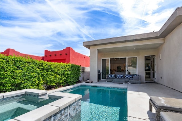 54060 Avenida Madero Ln, Quinta, CA 92253 - view of pool with outdoor lounge area, a pool with connected hot tub, and a patio area