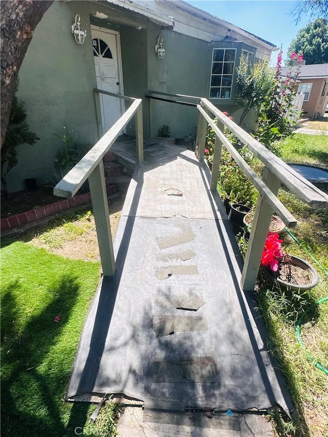 1196 N Hamilton Blvd, Pomona, CA 91768 - view of patio