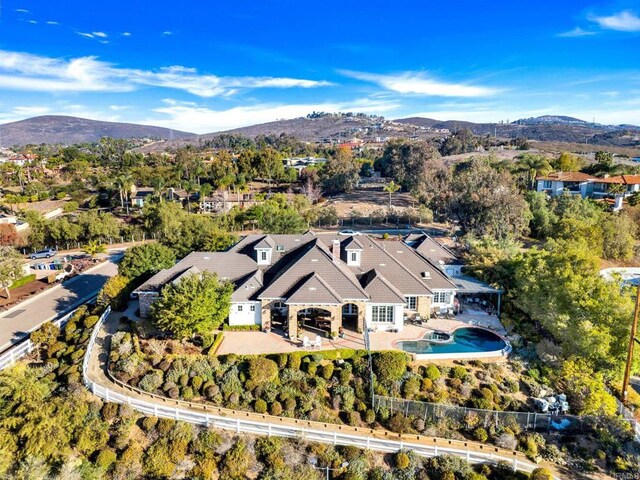 3401 Adams Run, Encinitas, CA 92024 - aerial view of property and surrounding area with a mountain backdrop and a pool area