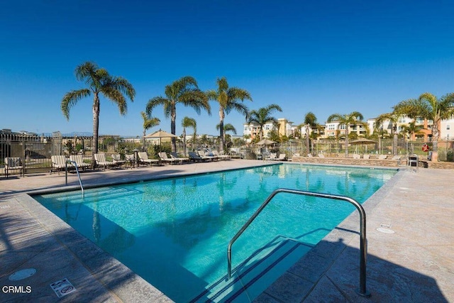 4173 Caribbean St, Oxnard, CA 93035 - community pool with a residential view and a patio