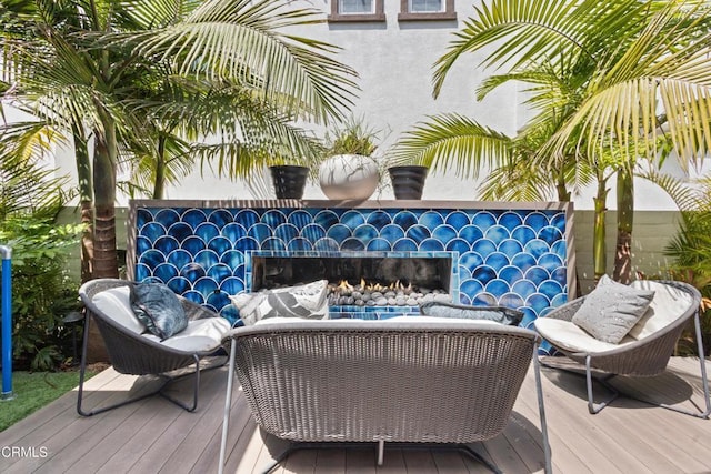 4173 Caribbean St, Oxnard, CA 93035 - deck featuring an outdoor hangout area