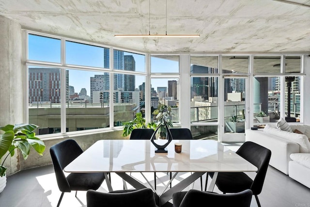1080 Park Blvd Unit 701, San Diego, CA 92101 - sunroom featuring a view of skyline