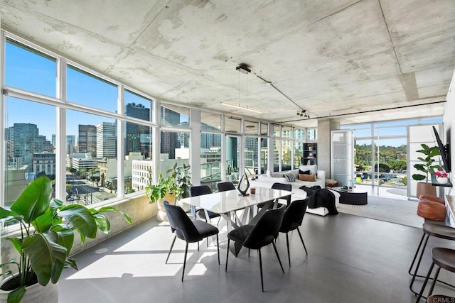 1080 Park Blvd Unit 701, San Diego, CA 92101 - sunroom / solarium with plenty of natural light and a view of city