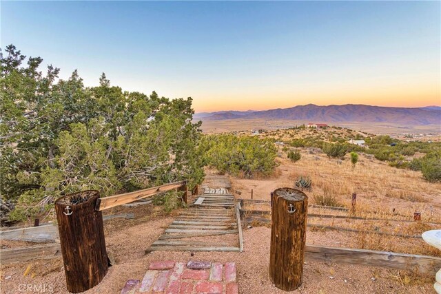 25624 Castlerock Rd, Apple Valley, CA 92308 - view of mountain backdrop