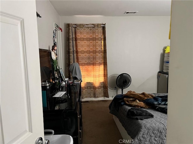 view of carpeted bedroom