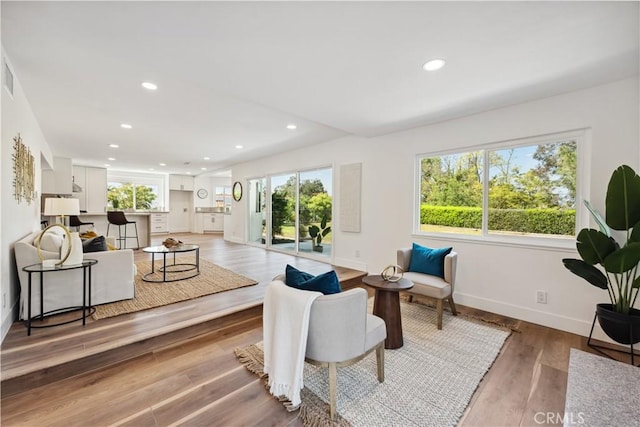 529 Manzanita Rd, Redlands, CA 92373 - living room with recessed lighting, light wood-style floors, and baseboards