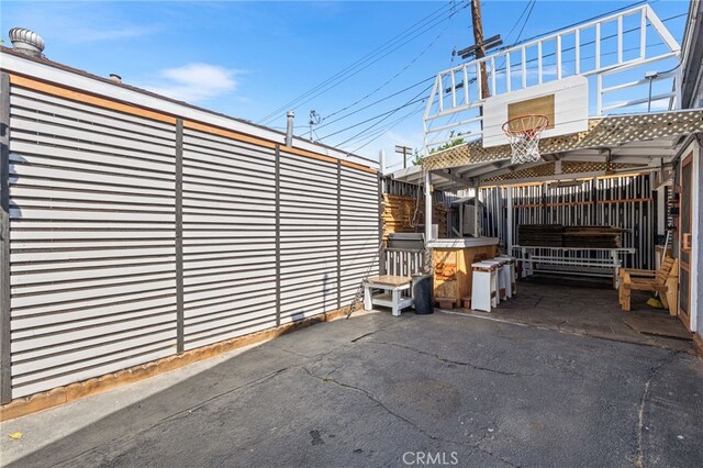 10521 Asher St, El Monte, CA 91733 - view of patio with a fenced backyard