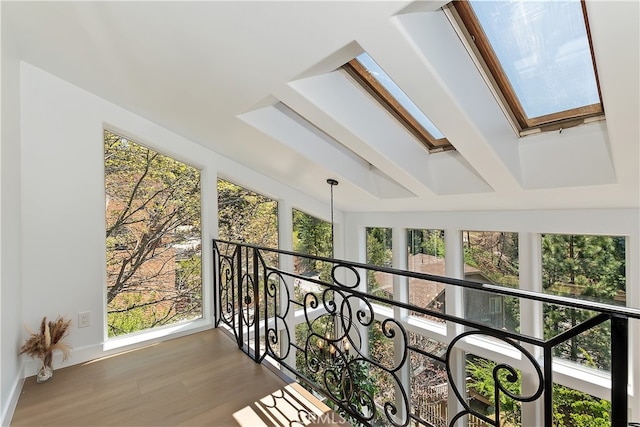 27757 N Bay Rd, Lake Arrowhead, CA 92352 - unfurnished sunroom featuring a skylight
