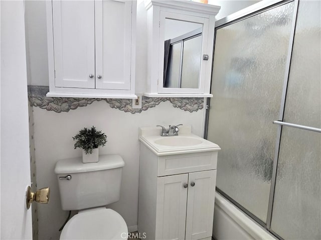 2149 Clover St, Simi Valley, CA 93065 - bathroom with toilet, vanity, and enclosed tub / shower combo