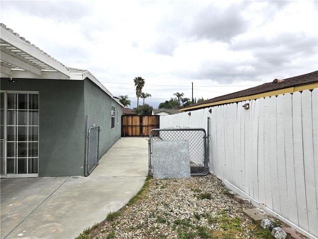 2149 Clover St, Simi Valley, CA 93065 - view of yard featuring fence and a patio area