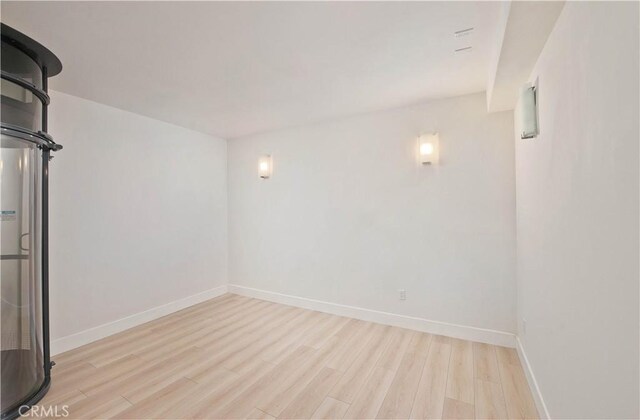 5099 Llano Dr, Woodland Hills, CA 91364 - photo 36
