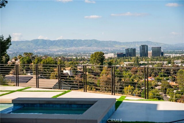 5099 Llano Dr, Woodland Hills, CA 91364 - photo 13