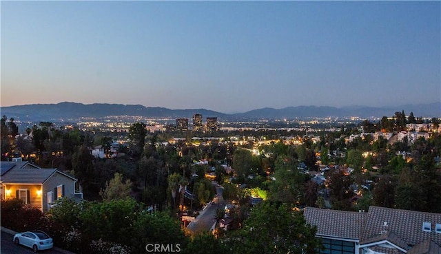 5099 Llano Dr, Woodland Hills, CA 91364 - photo 60