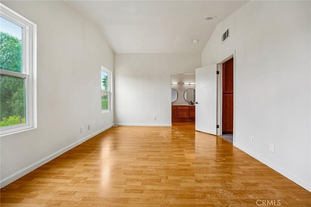4176 Canyonside Cir, Jurupa Valley, CA 92509 - empty room featuring light wood-type flooring and baseboards