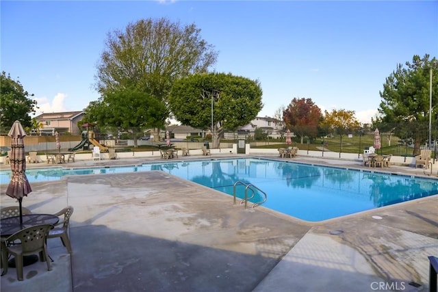 10531 Angel Ave, Fountain Valley, CA 92708 - community pool featuring fence and a patio
