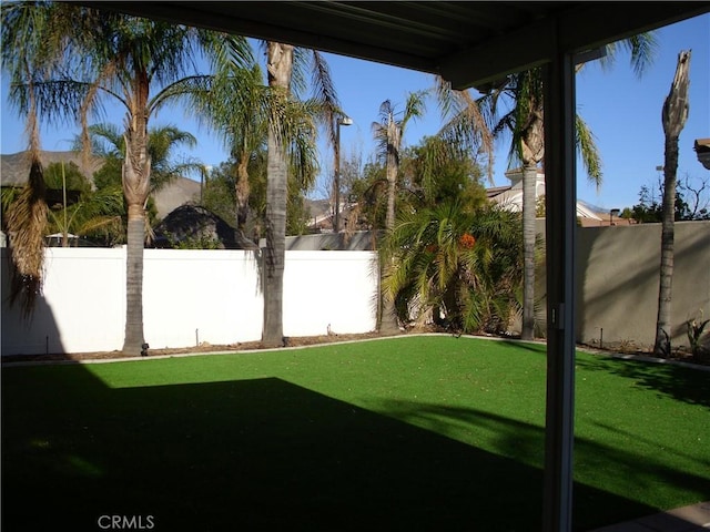 1110 Laurelhurst, San Jacinto, CA 92582 - view of yard