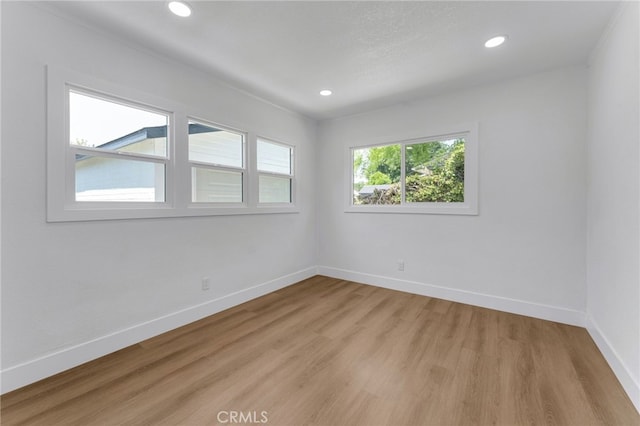 1925 N Marengo Ave, Pasadena, CA 91103 - empty room featuring baseboards, light wood-type flooring, and recessed lighting