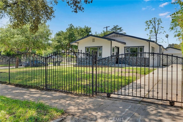 1925 N Marengo Ave, Pasadena, CA 91103 - view of front of property featuring driveway