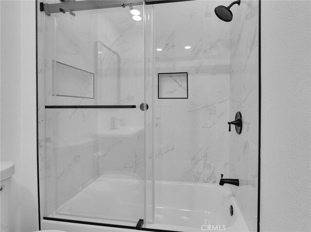 1925 N Marengo Ave, Pasadena, CA 91103 - bathroom featuring toilet