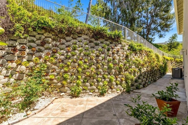 73 Melrose Dr, Mission Viejo, CA 92692 - view of property's community featuring a patio area and fence