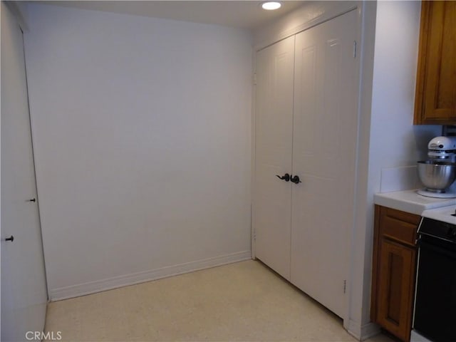 1806 Rory Ln Unit 9, Simi Valley, CA 93063 - view of closet