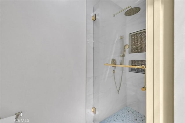7402 Yellowtail Dr Unit 204, Huntington Beach, CA 92648 - full bath featuring walk in shower