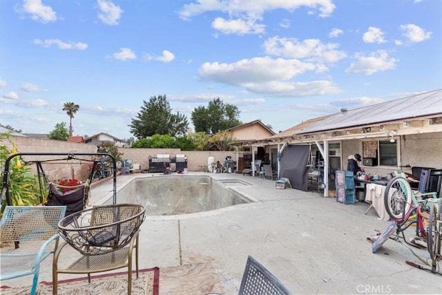 2522 S Calaveras Pl, Ontario, CA 91761 - view of pool featuring a fenced backyard and a patio