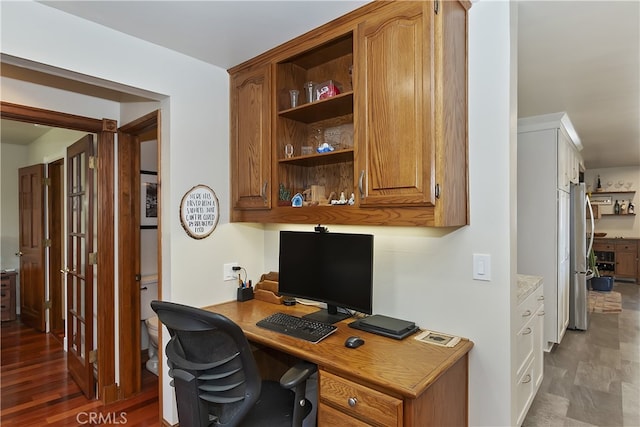 27513 St Bernard Ln, Lake Arrowhead, CA 92352 - office featuring wood finished floors