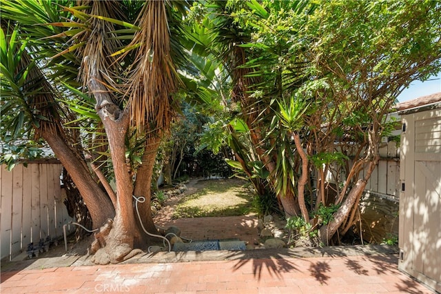 2707 S El Camino Real, San Clemente, CA 92672 - view of yard featuring fence