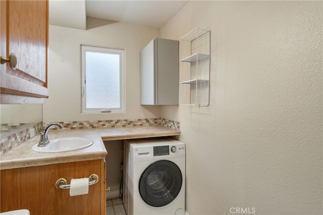 2707 S El Camino Real, San Clemente, CA 92672 - clothes washing area with washer / clothes dryer and a sink