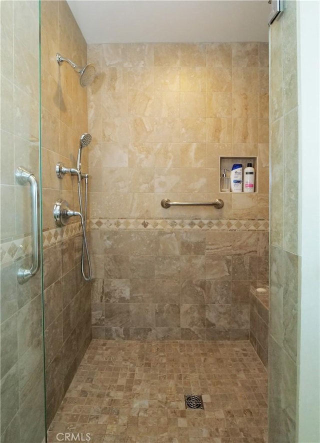 30915 Oceangrove Dr, Rancho Palos Verdes, CA 90275 - bathroom with a tile shower