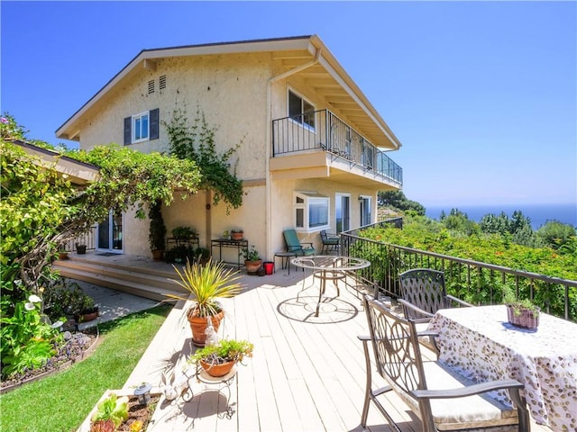 30915 Oceangrove Dr, Rancho Palos Verdes, CA 90275 - back of house with a balcony and stucco siding