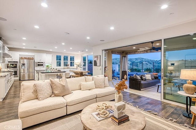 47 Cielo Azul, Mission Viejo, CA 92692 - living area featuring wood finished floors, ceiling fan, and recessed lighting