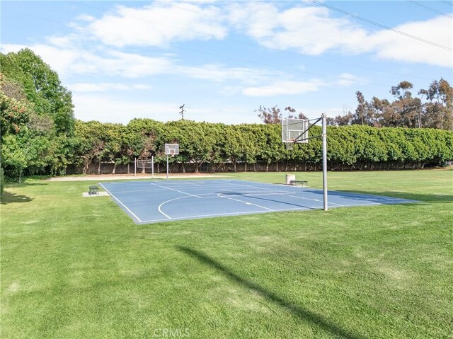 109 Loyola, Seal Beach, CA 90740 - view of basketball court with community basketball court
