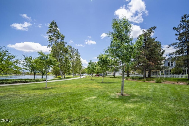40197 Gallatin Ct, Temecula, CA 92591 - view of community featuring a lawn and a water view