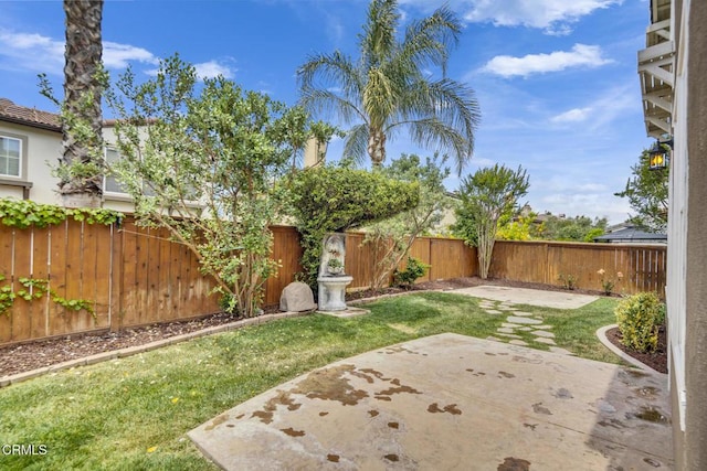 40197 Gallatin Ct, Temecula, CA 92591 - view of yard featuring a patio area