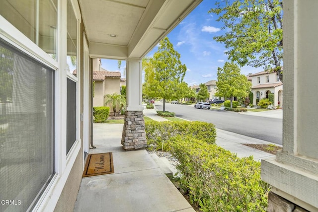 40197 Gallatin Ct, Temecula, CA 92591 - view of patio with covered porch and a residential view
